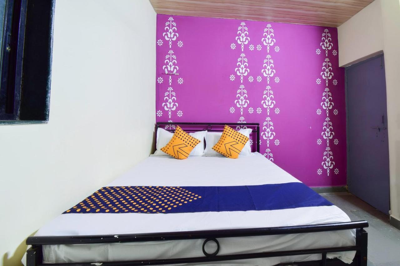 Spot On 66795 Hotel Abhijeet Otur Bagian luar foto